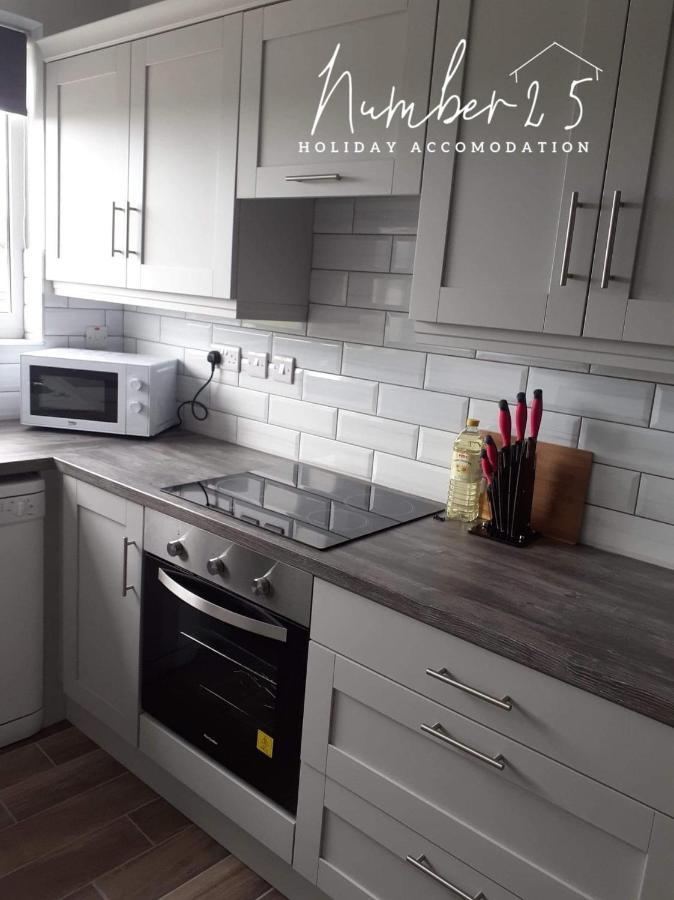 Number 25 Self Catering Apartments Ederney Ardess Exterior foto